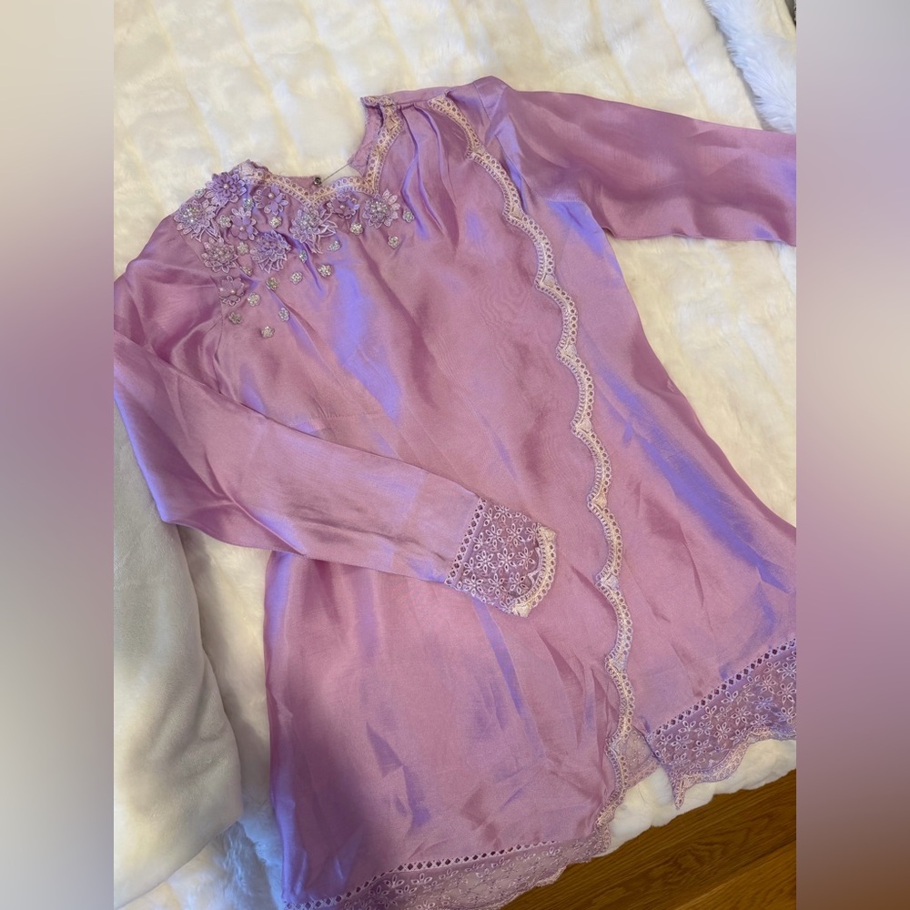 Farah Talib Aziz Pakistani Indian Lavender Raw Silk Wrap Shirt With Sleeves - Picture 9 of 15